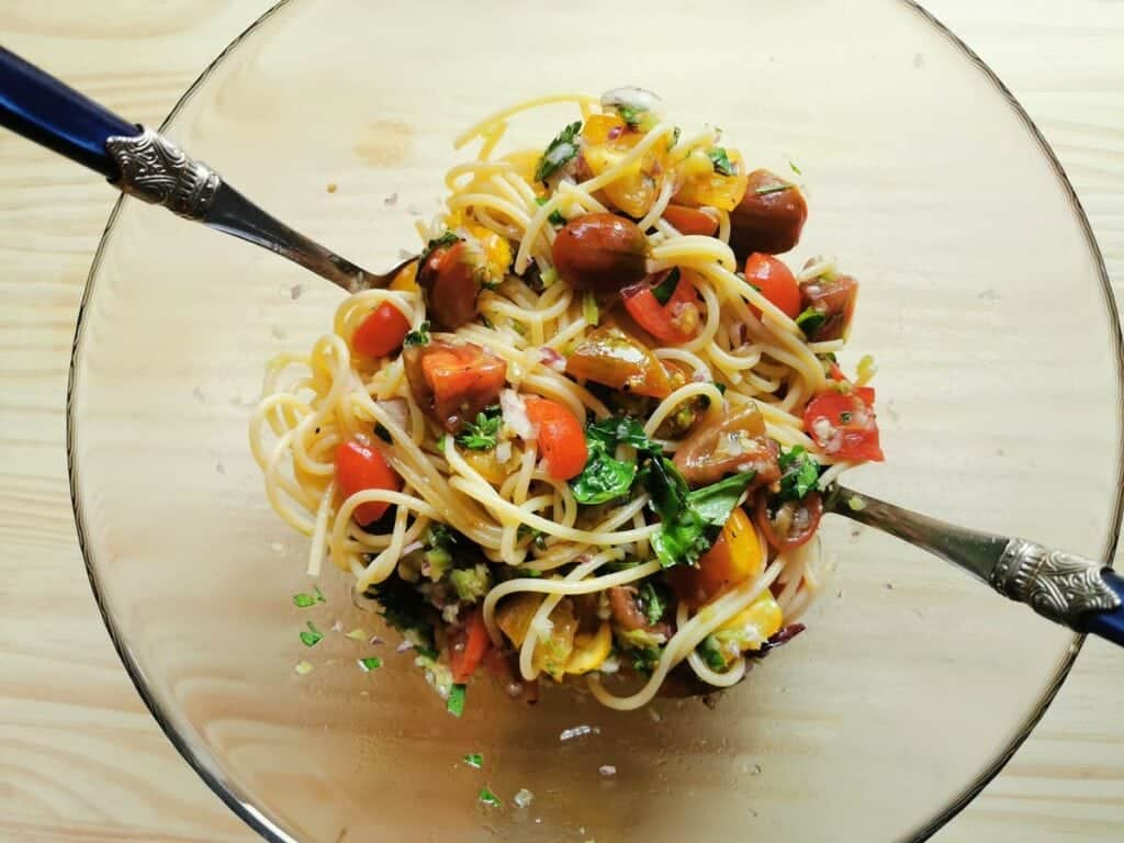 vermicelli di Positano in glass bowl