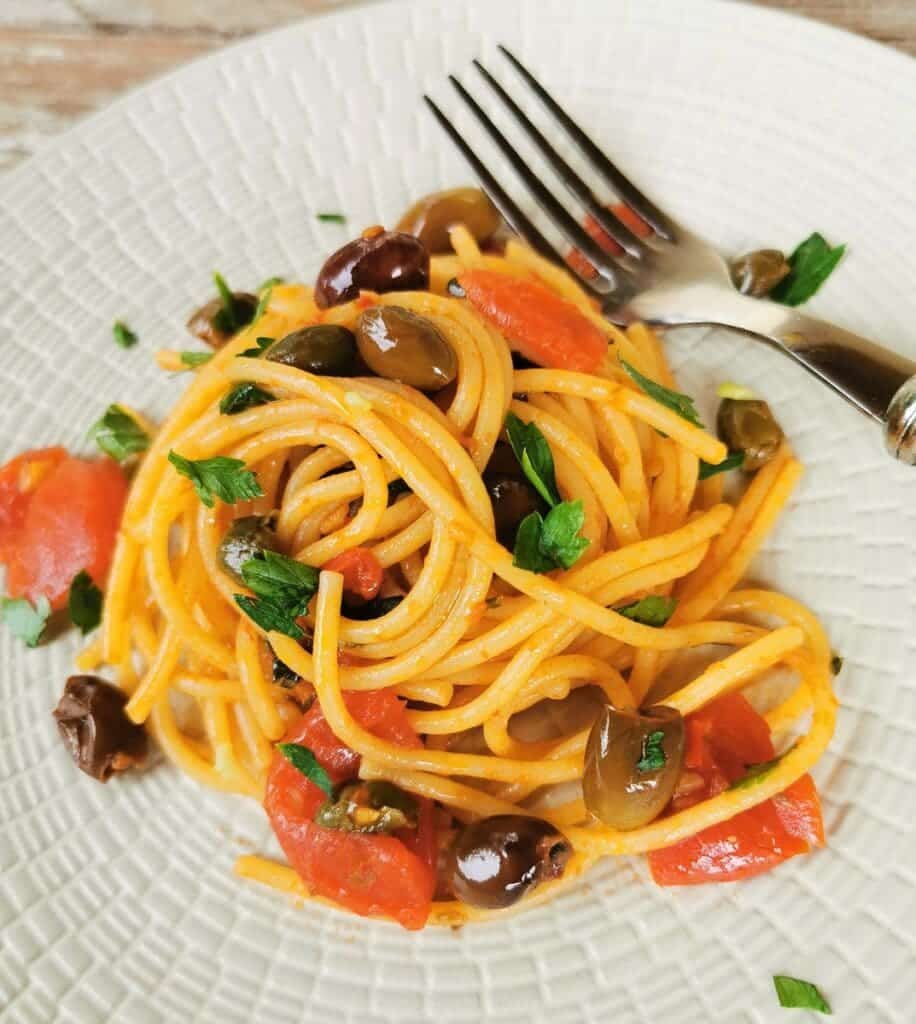 authentic spaghetti alla puttanesca