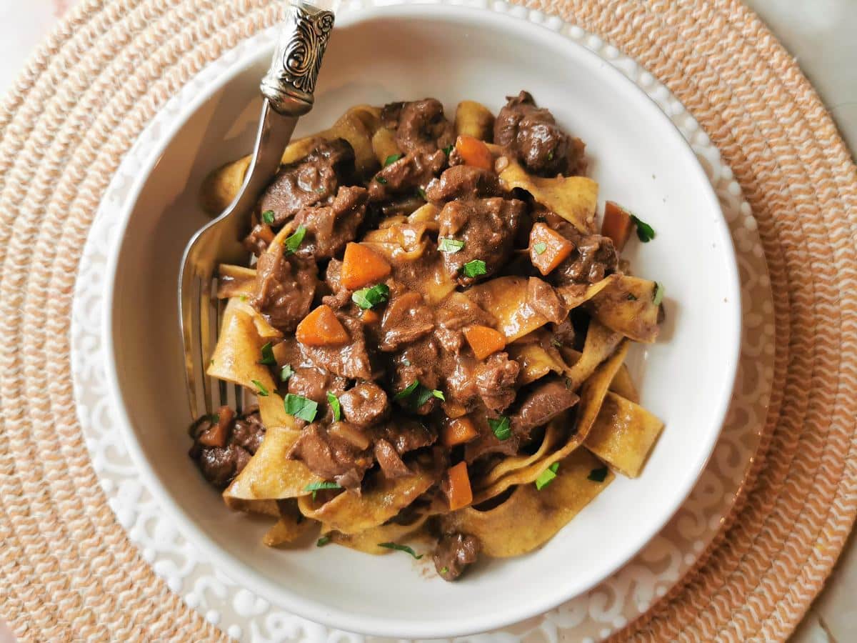 pappardelle with braised hare ragu flavored with chocolate.