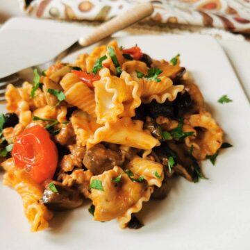 pasta alla boscaiola with sausage and mushrooms