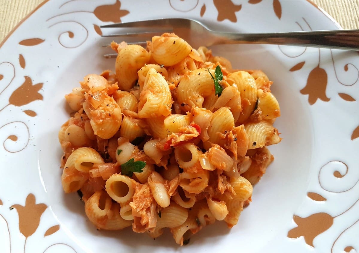 Chifferi pasta with cannellini beans and tuna.