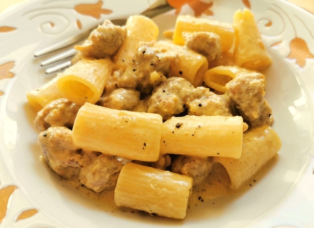 sausage and saffron pasta alla monzese