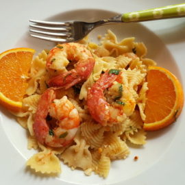 farfalle pasta with prawns and orange