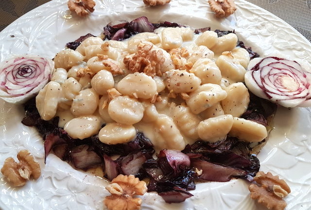 gnocchi Gorgonzola and radicchio