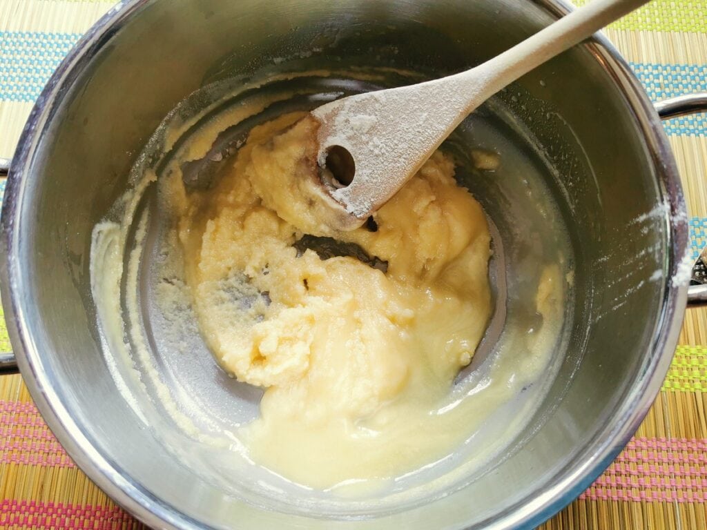 paste of butter and flour in saucepan