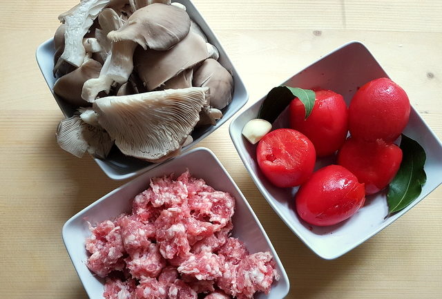 sausage meat, tomaoes and mushrooms prepared for homemade cavatelli pasta with oyster mushrooms and sausage recipe