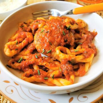 homemade lorighittas with chicken ragu