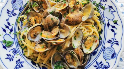 Linguine alle vongole recipe (pasta with clams)