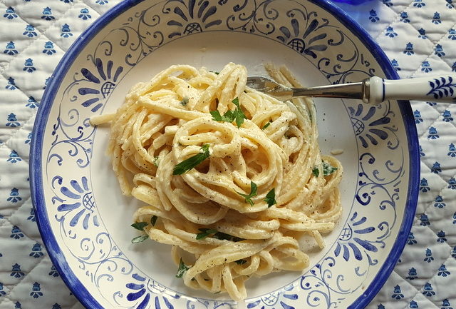 linguine pasta al limone