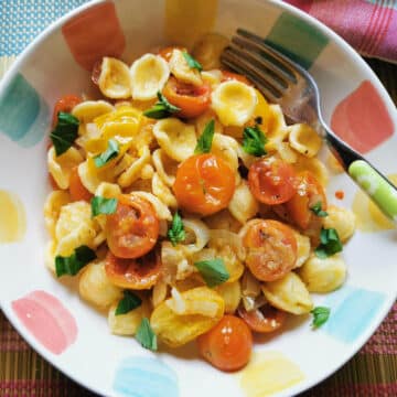 orecchiette pasta with roasted cherry tomatoes