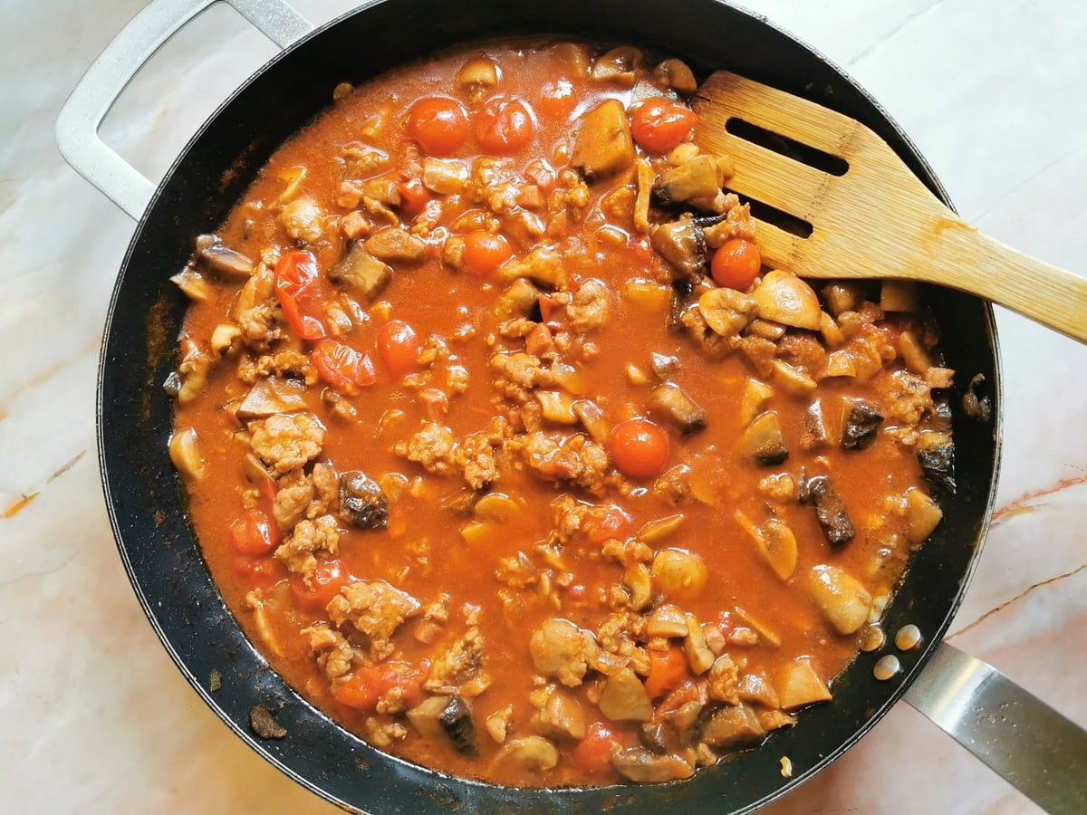 Boscaiola sauce in skillet.