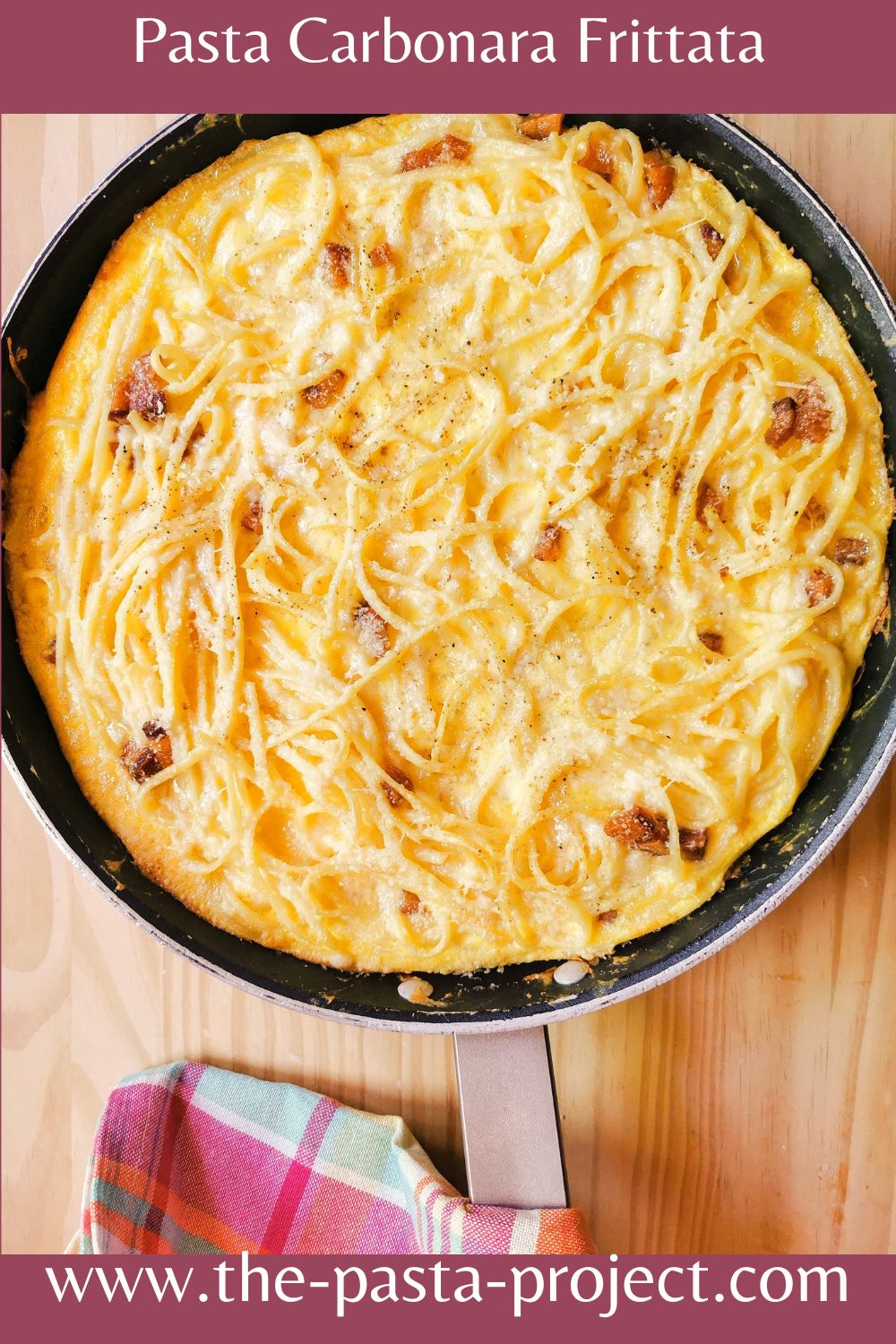 Verticle image of spaghetti carbonara frittata for Pinterest.