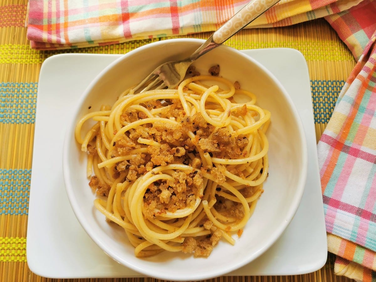 Bucatini pasta with breadcrumbs and anchovies.