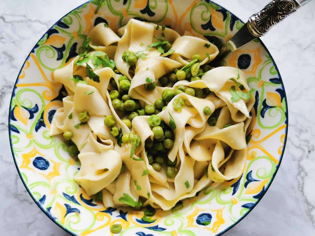 Pasta with peas (pasta e piselli).