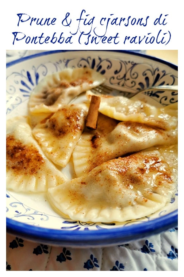 Prune and fig cjarsons (sweet ravioli)