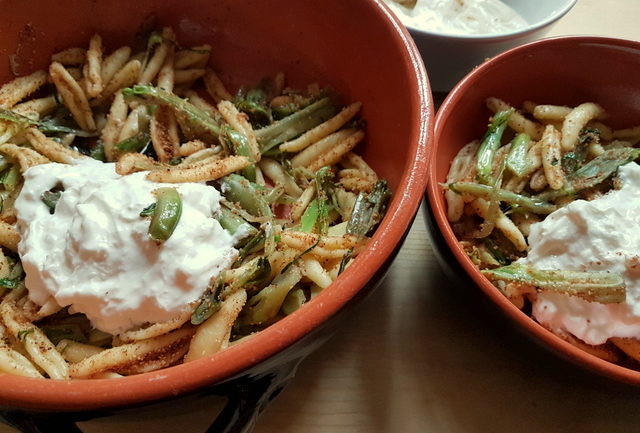 puntarelle pasta with burrata 