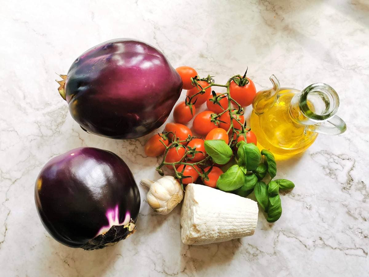 ingredients for pasta alla Norma.