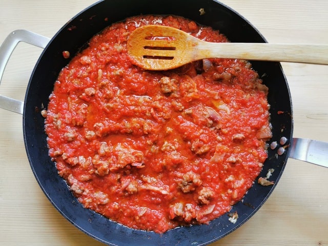 alla zozzona sauce ready in skillet