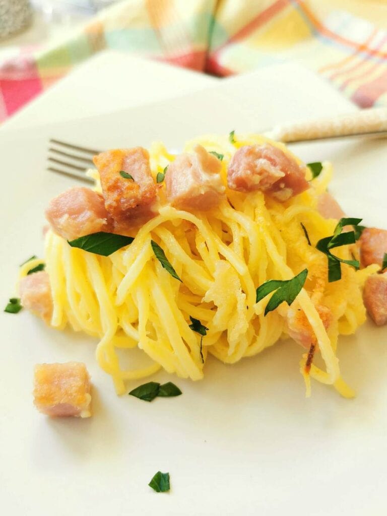 Cipriani's tagliolini au gratin with ham