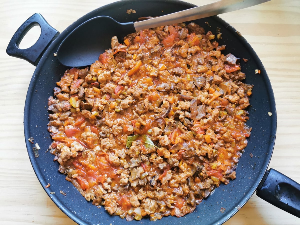 Langarola sauce in a pan