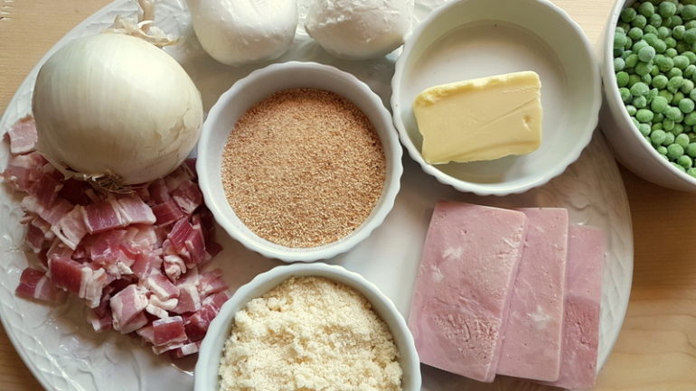 ingredients for tagliolini pasta pie (crostata) 