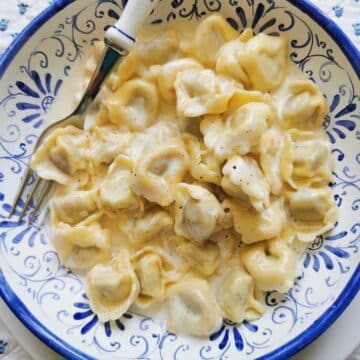 Tortellini alla panna.