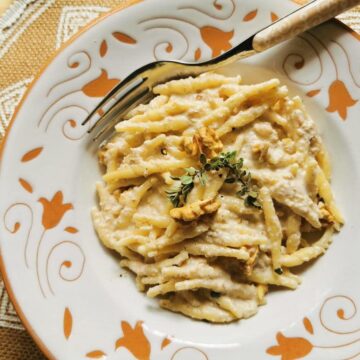 walnut sauce pasta recipe from Liguria