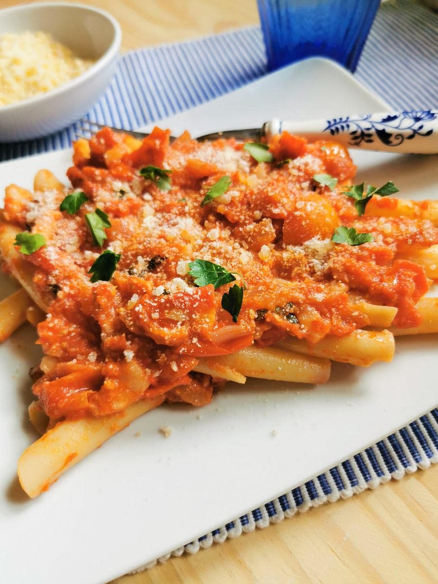 ziti-pasta-with-italian-lardo-ziti-lardiati recipe from Naples